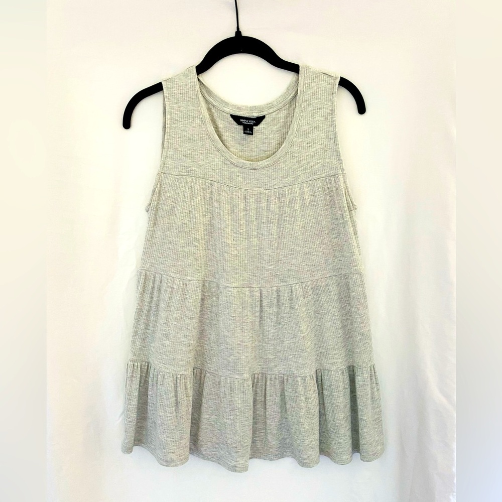 Simply Vera Wang top size small